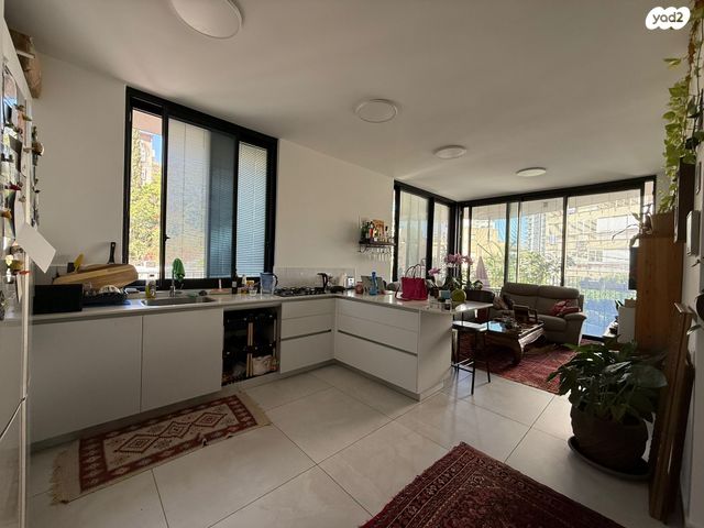 דירה, סירקין, פועלי הרכבת, גבעתיים