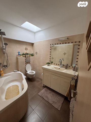 בית פרטי/ קוטג', הנרד, עיר גנים, ירושלים