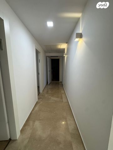 גג/ פנטהאוז, שדרות הציונות 6, ברנע, אשקלון