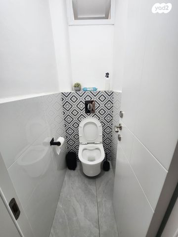 דירה, י.ל. פרץ, ג' / מרכז מזרח העיר, רחובות