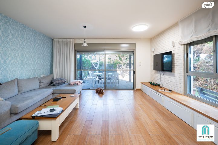 דו משפחתי, בנימינה גבעת עדה