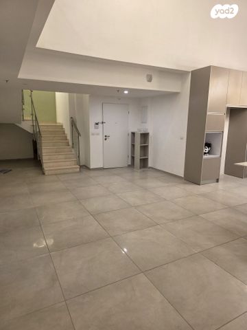 דופלקס, הפארק, חדרה