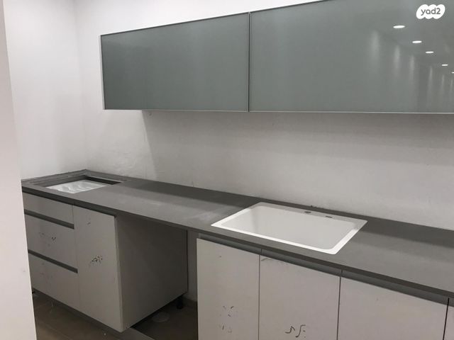 דירה, גבעת התחמושת, קרית שרת מערב, חולון