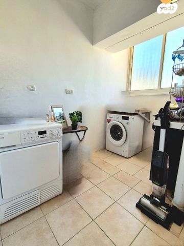 דירה, הר גלבוע, בימת תל חי / מורדות הרי נפתלי, קרית שמונה