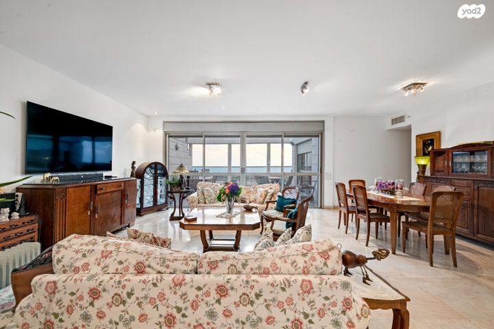 גג/ פנטהאוז, תל אביב יפו