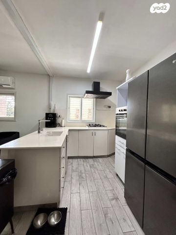 דירה, תנין 8, בת ים