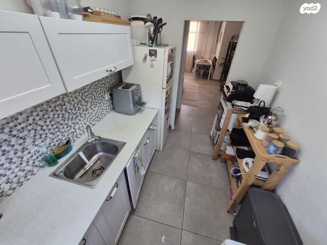 דירה, יצחק גרינבוים, נאות שקד, נתניה