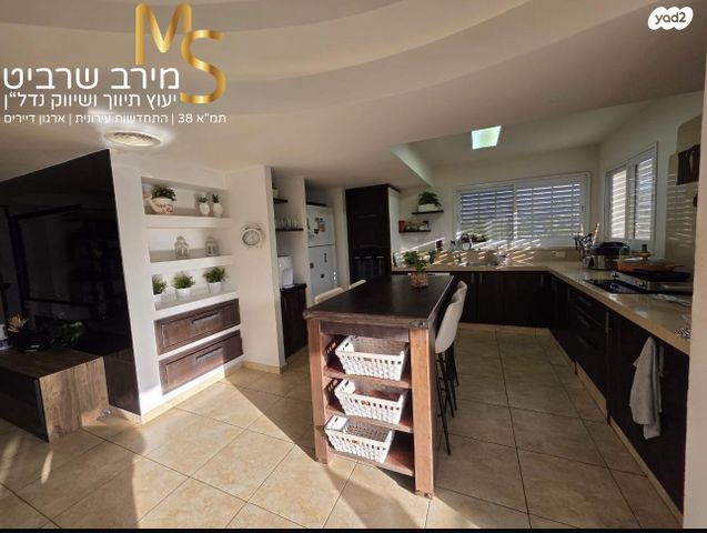 גג/ פנטהאוז, נורית, ורדיה, חיפה