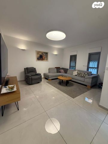 בית פרטי/ קוטג', מסריק, נהריה