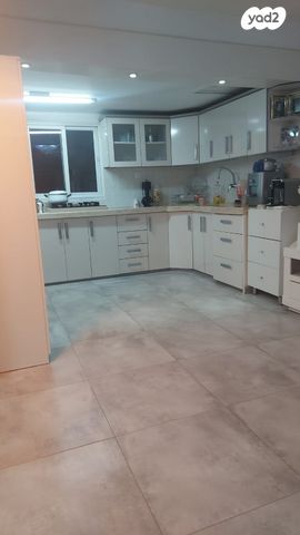 דירה, שכונה א', באר שבע