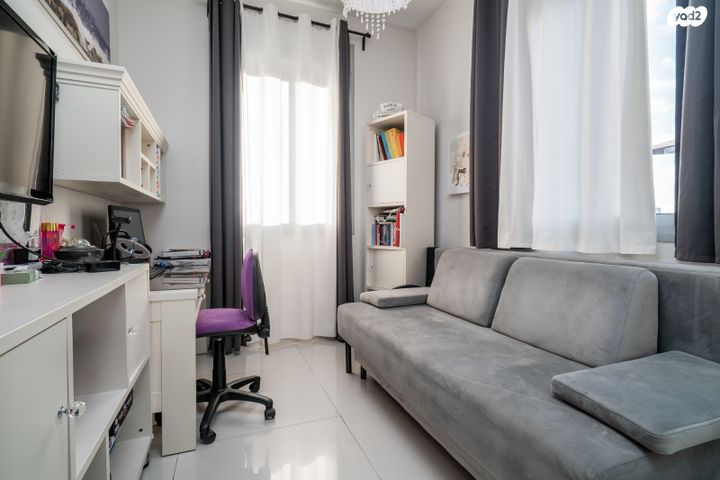 גג/ פנטהאוז, הכנסת, שטח 9, גבעתיים