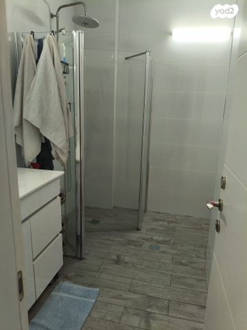 דירה, הרב יעקב רקח, נאות גנים, נתניה