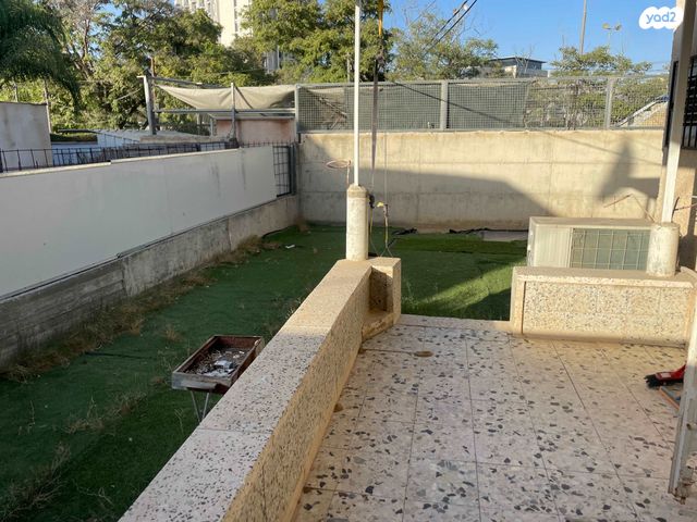 דירת גן, הכותל המערבי, שכונה א', באר שבע