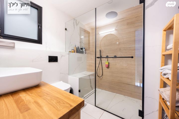 דו משפחתי, מורשה, רמת השרון