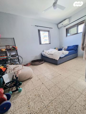 דירה, הרב מ. נורוק 12, צפון מערב מרכז העיר, נתניה