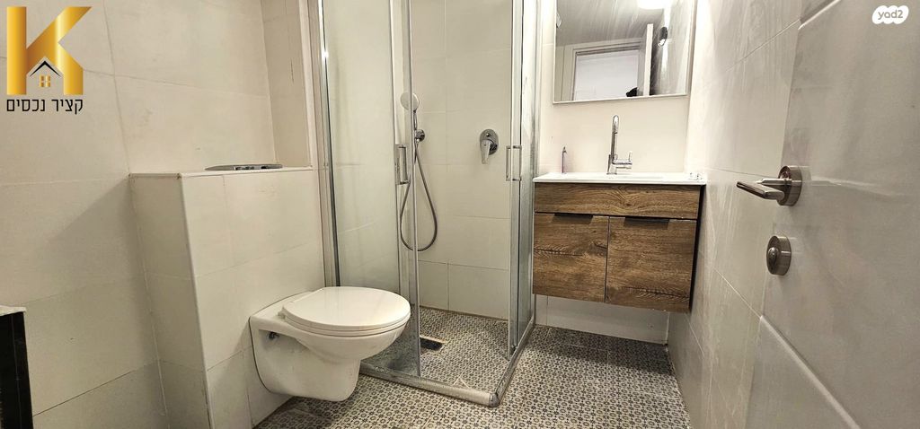 דירת גן, תל חי, ראשונים, כפר סבא