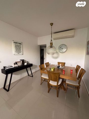 דירה, הכורמים, קרית כרמים, ראשון לציון