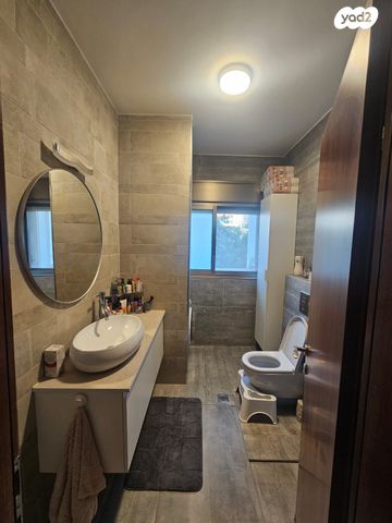 דירה, הרצל 23, עיר, מרכז העיר, נהריה