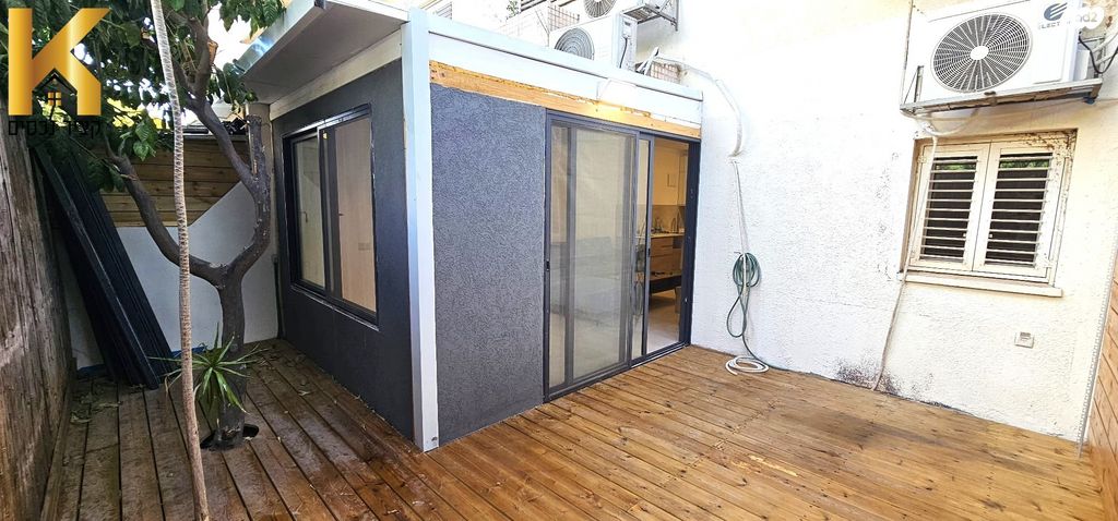 דירה, כפר סבא