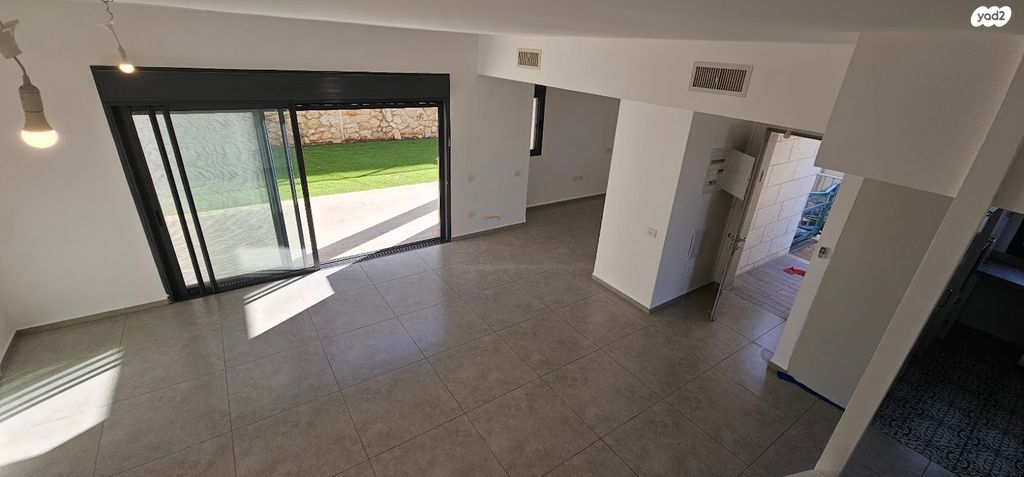 בית פרטי/ קוטג', זמורה 4, שאר העיר, כפר ורדים