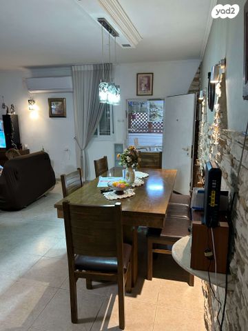 דירת גן, סייפן, שיכון עובדים, טבריה