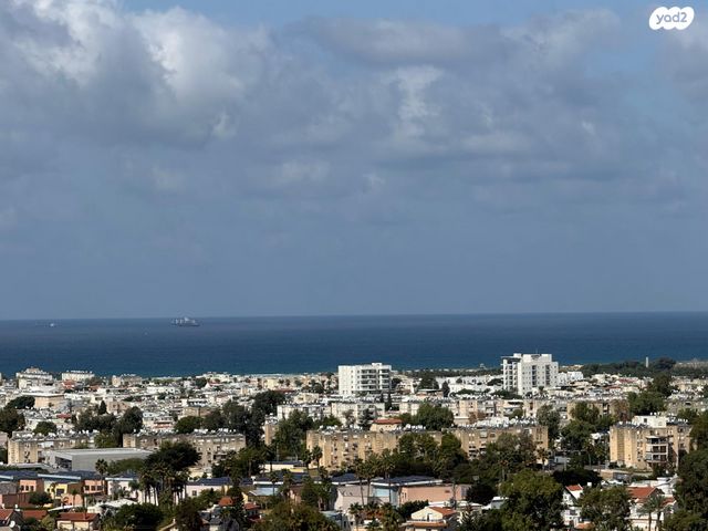 דירה, יגאל אלון, לב מוצקין, בנה ביתך, קרית מוצקין