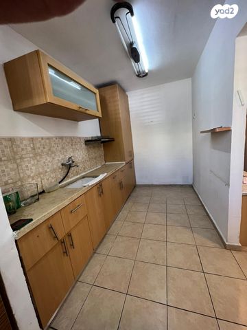 דירה, קרית אתא