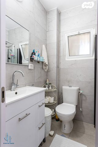 דירה, סחלב, אבן גבירול, רחובות