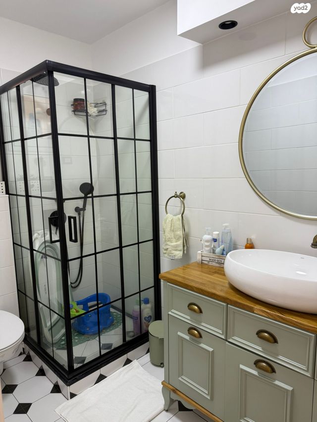 דירה, המולדת, הקוממיות, קרית גת