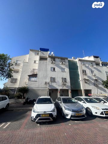 דירה, המצביאים 15, נאות יצחק, לוד