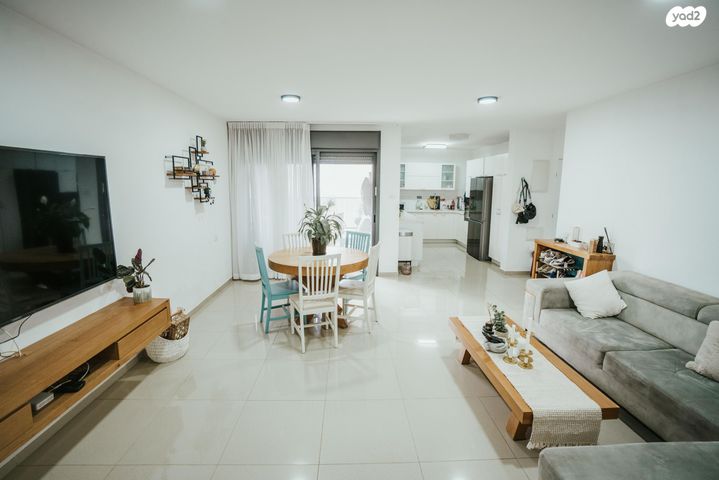 דירה, ביכורי ענבים 31, ברנע, אשקלון