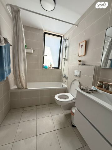 דירה, סירקין, פועלי הרכבת, גבעתיים