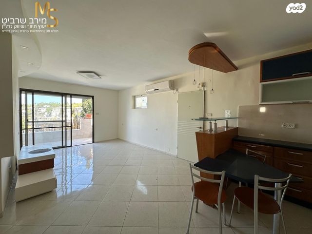 דירה, הרקפות, כרמל מערבי, חיפה