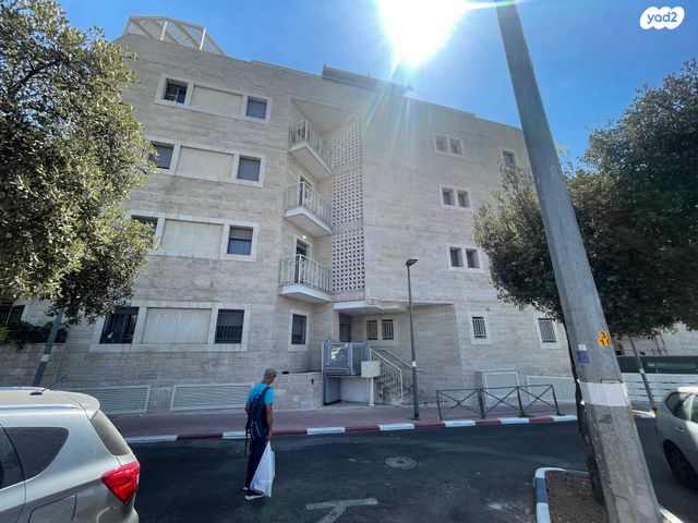 שדרות בן צבי 29