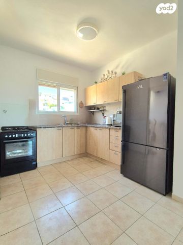 דירה, הר גלבוע, בימת תל חי / מורדות הרי נפתלי, קרית שמונה