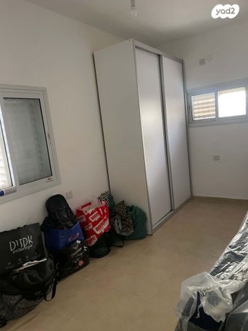 דירת גן, הכותל המערבי, שכונה א', באר שבע