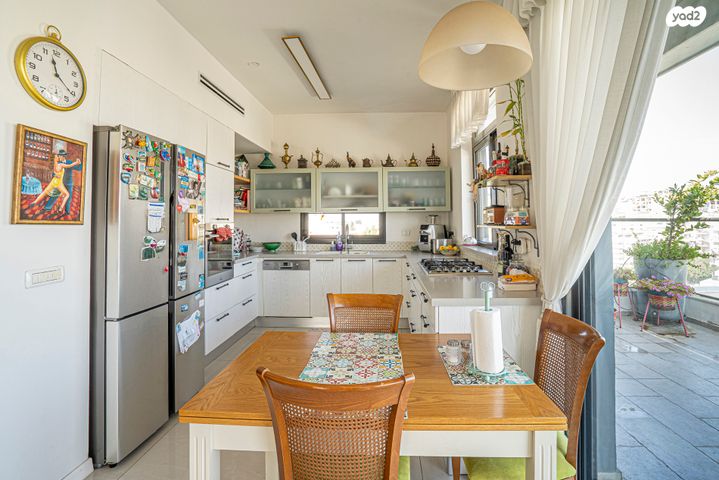 גג/ פנטהאוז, הוד השרון