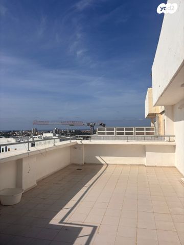 גג/ פנטהאוז, תל גיבורים, חולון