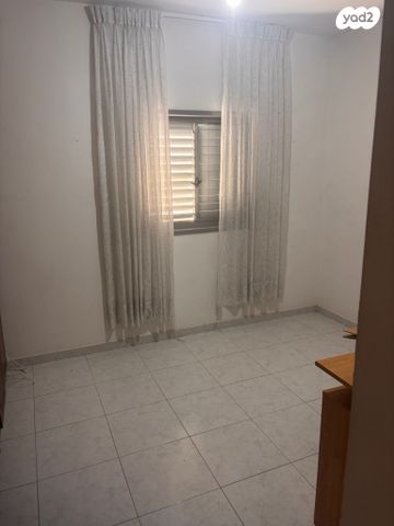 גג/ פנטהאוז, תל גיבורים, חולון