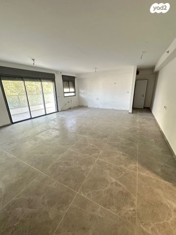 דירה, קרצ'בסקי 4, רמב"ם, ראשון לציון