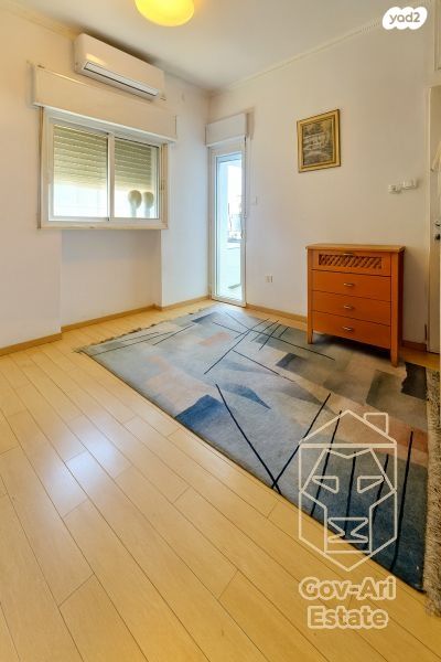 דירה, טשרניחובסקי, גבעת הורדים, רסקו, ירושלים