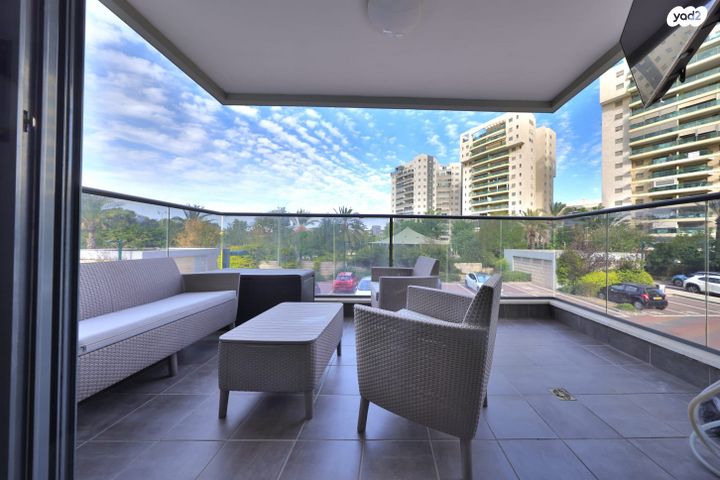 דירה, הברוש, נווה גנים, קרית מוצקין