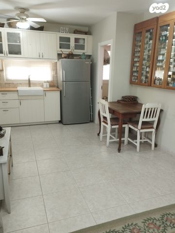 דופלקס, צור משה