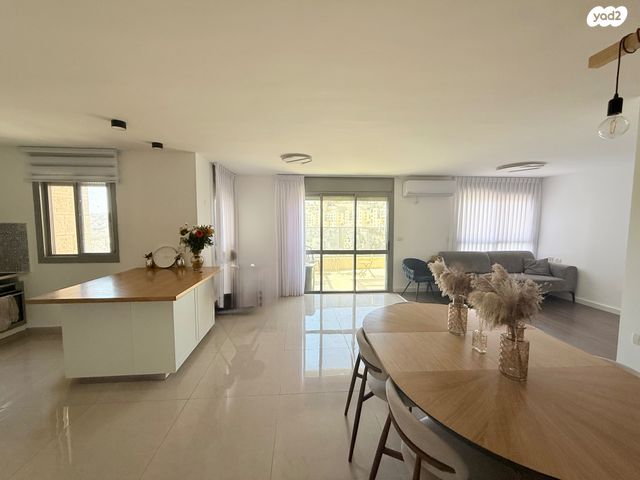 אליהו קורן 42