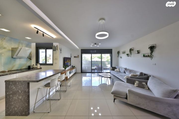 דירה, הברוש, נווה גנים, קרית מוצקין