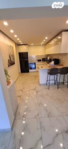 דירת גן, פסגת זאב, ירושלים