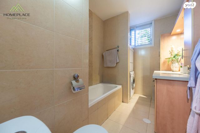 דירה, הרב נויפלד, קרית הרצוג, בני ברק