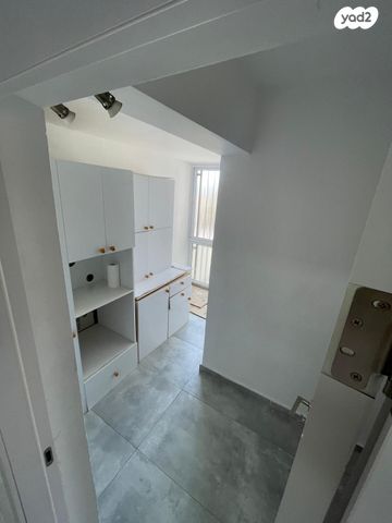 דירה, בית שמש