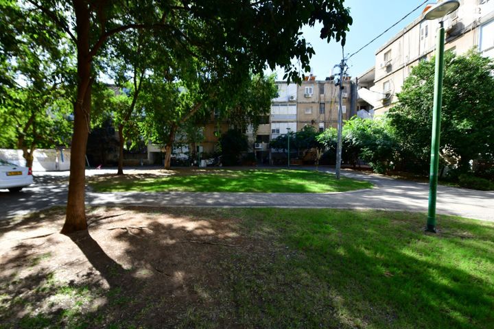 דירה, הנשיא, בית וקאנטרי, גיורא יוספטל, גבעת שמואל