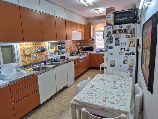 דירה, מנדלשטם 18, הצפון הישן - צפון, תל אביב יפו